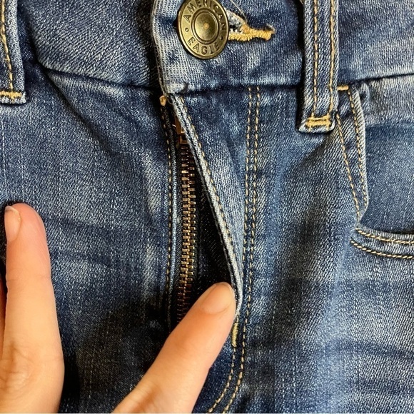 American Eagle Next Level Curvy High Waisted Jeggings - Picture 4 of 10
